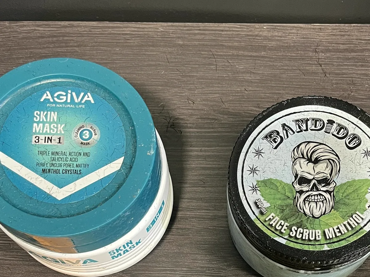 Deep-cleansing mask and menthol face scrub